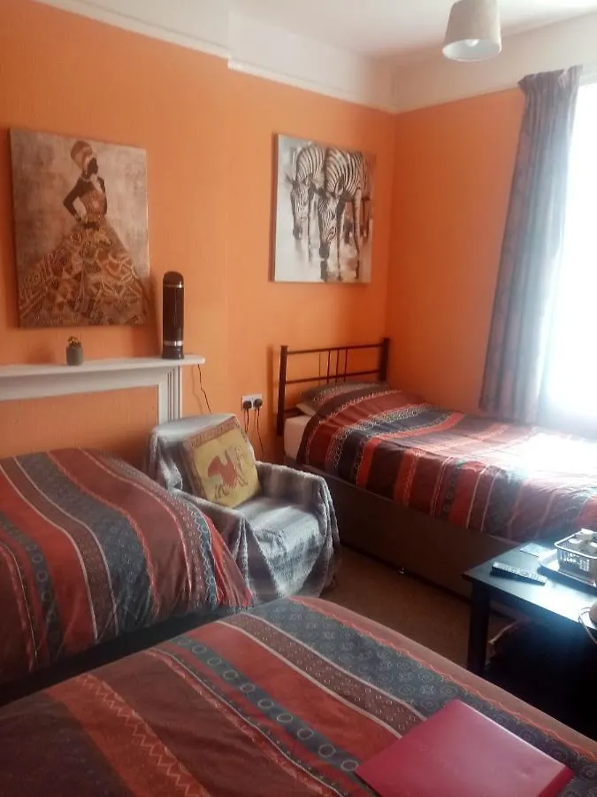 Lea Hurst B&B Bournemouth