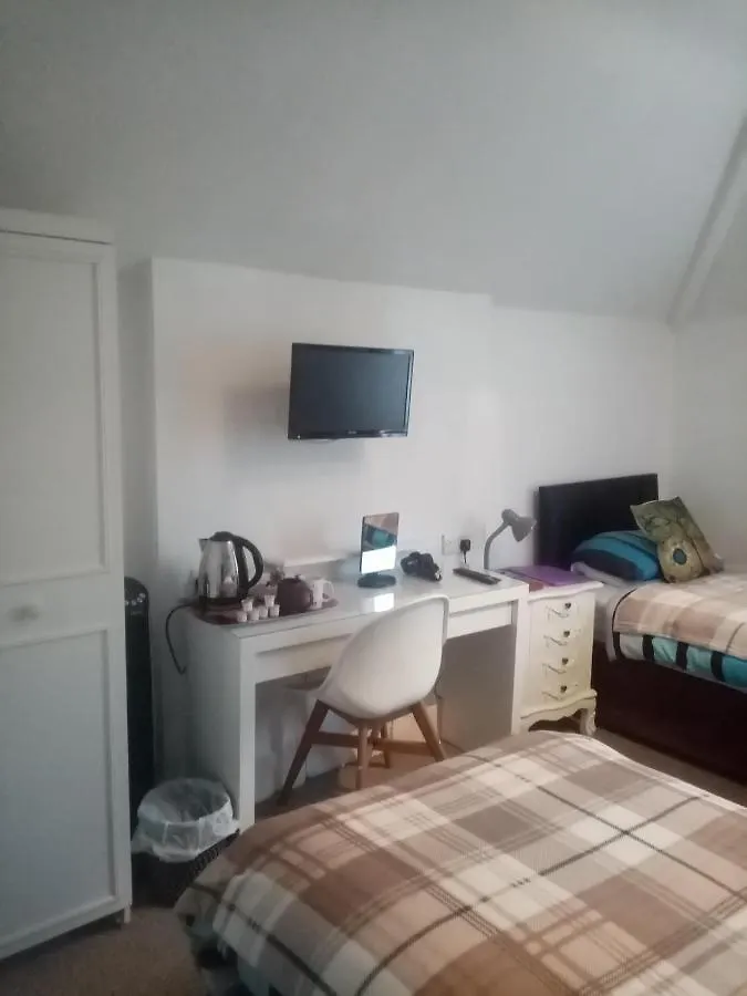 Lea Hurst B&B Bournemouth